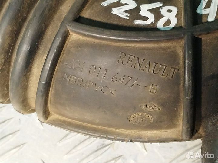 Патрубок воздушного фильтра Renault Megane 3