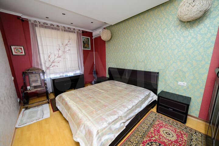 2-к. квартира, 65 м², 2/5 эт.