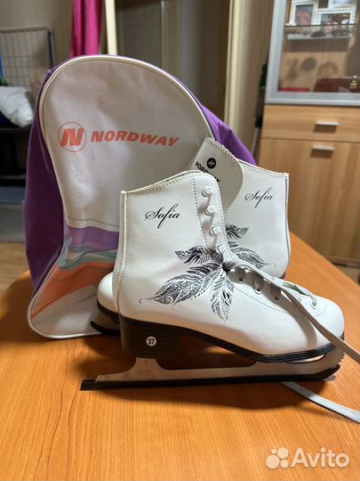 Коньки фигурные