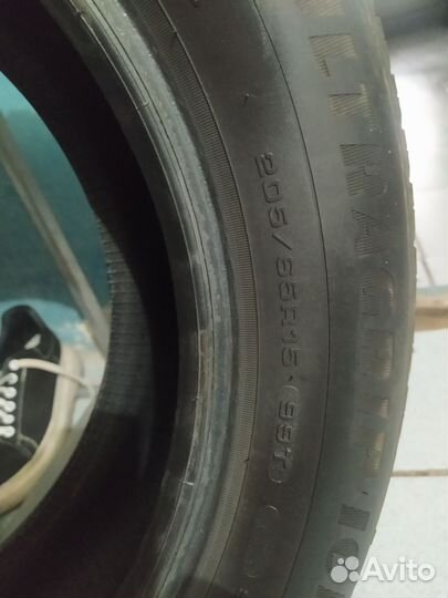 Goodyear UltraGrip Ice 6.50/10 R10 20