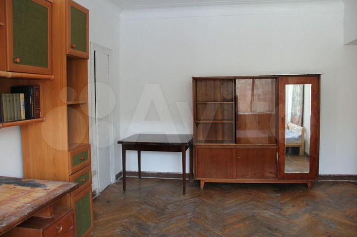 Комната 21 м² в 3-к., 3/6 эт.