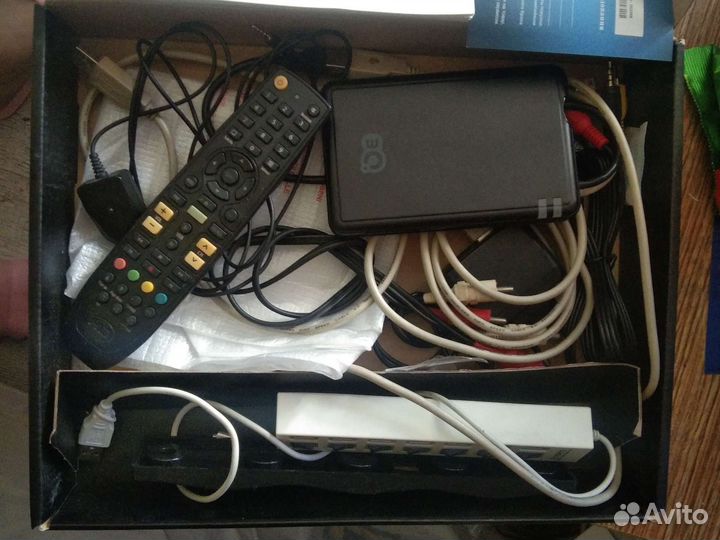 Спутниковый ресивер skyway