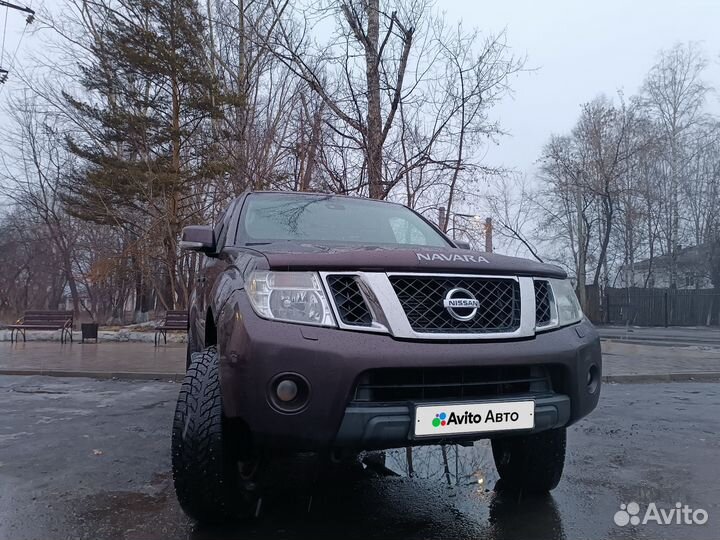 Nissan Navara 2.5 МТ, 2013, 230 500 км