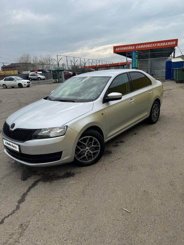 Skoda Rapid: фото владельца