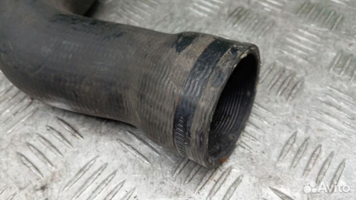 Патрубок интеркулера Volkswagen Passat Cc