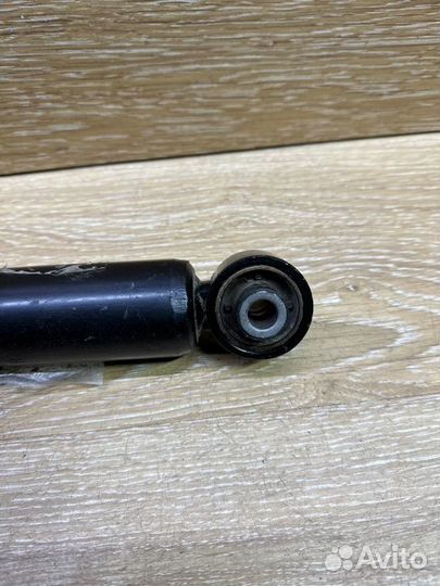 Амортизатор задний правый Kia Ceed CD 2020