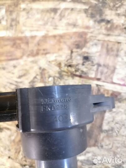 Катушка зажигания Mitsubishi Grandis 2.4 4G69