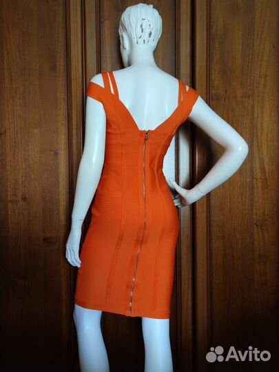 Бандажное платье S 40-42