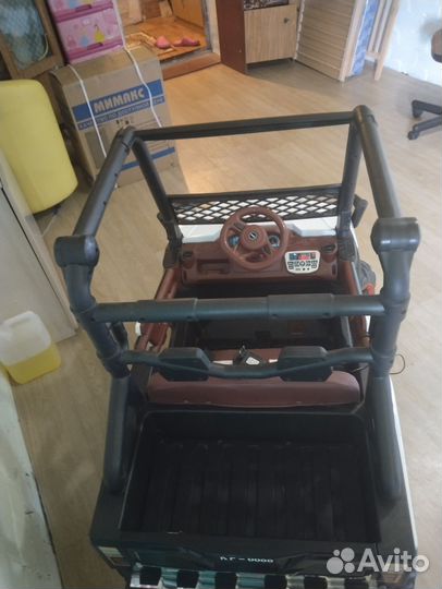 Детский электромобиль бу