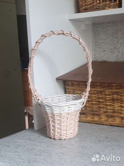 Корзина плетёная для подарков