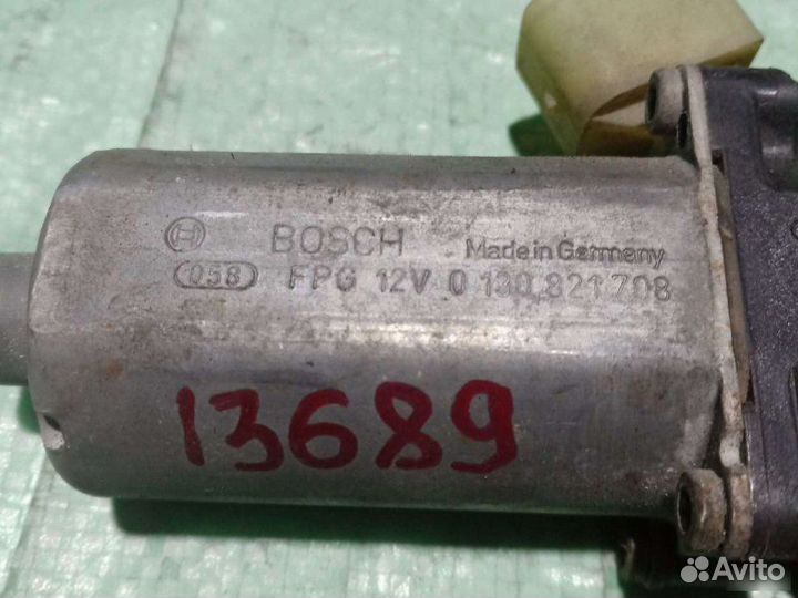 Мотор стеклоподъемника передний Mercedes-Benz W210