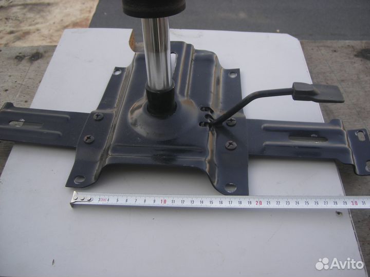 Детали от офисного кресла