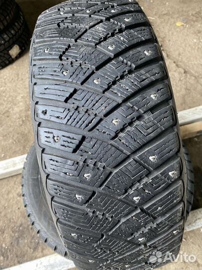 Goodyear Ultragrip Ice Arctic 195/60 R15