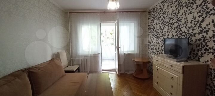 3-к. квартира, 60 м², 3/5 эт.