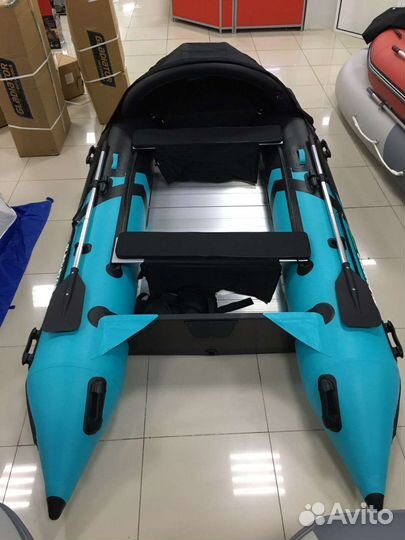 Лодка Gladiator C 370 Al черно-бирюзовая