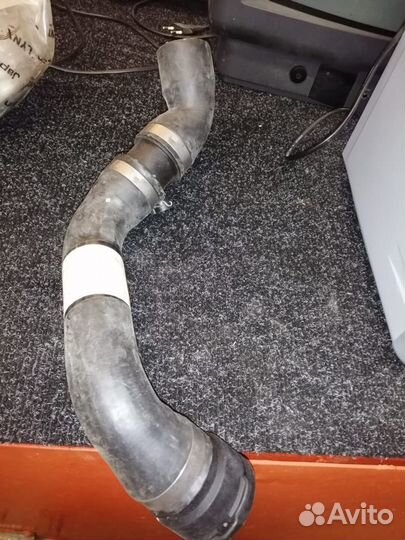 Патрубок охлаждения mercedes sl w230 5.5