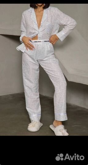 Костюм женский