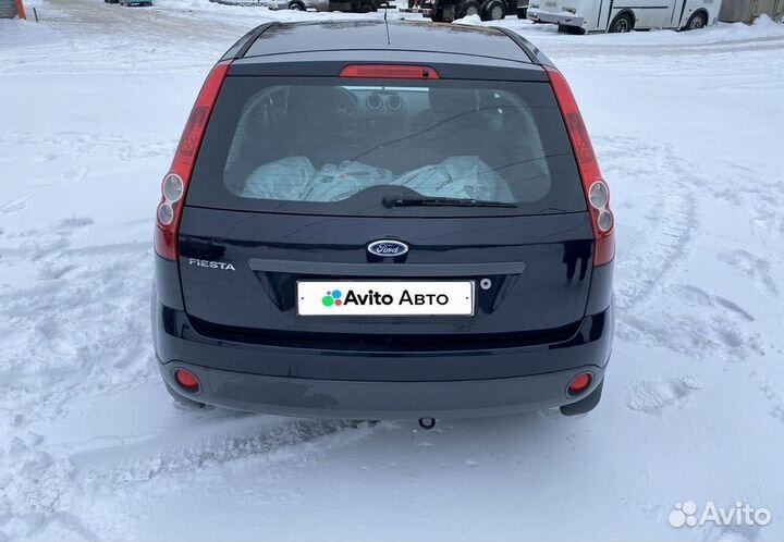 Ford Fiesta 1.4 МТ, 2006, 196 000 км