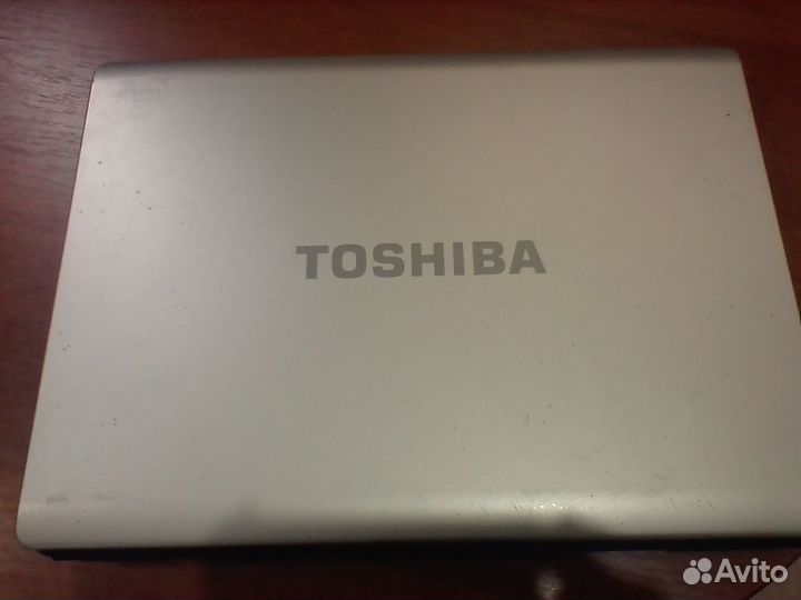 Ноутбук toshiba