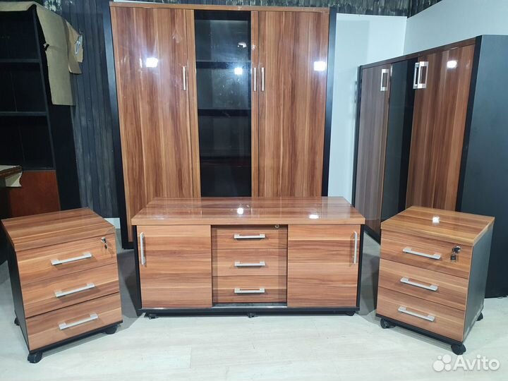 Стол руководителя