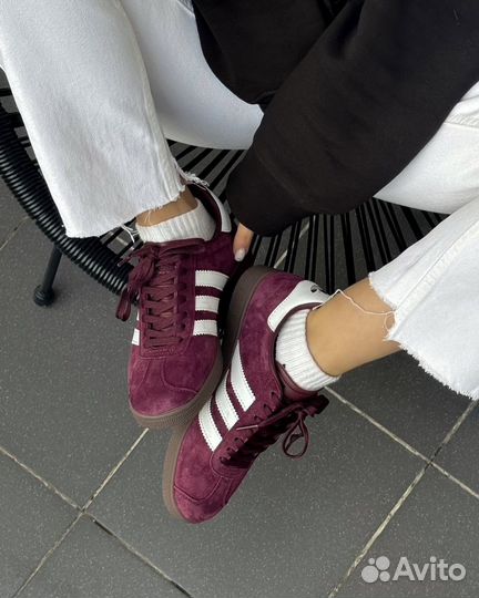 Adidas Gazelle Maroon / chalk white