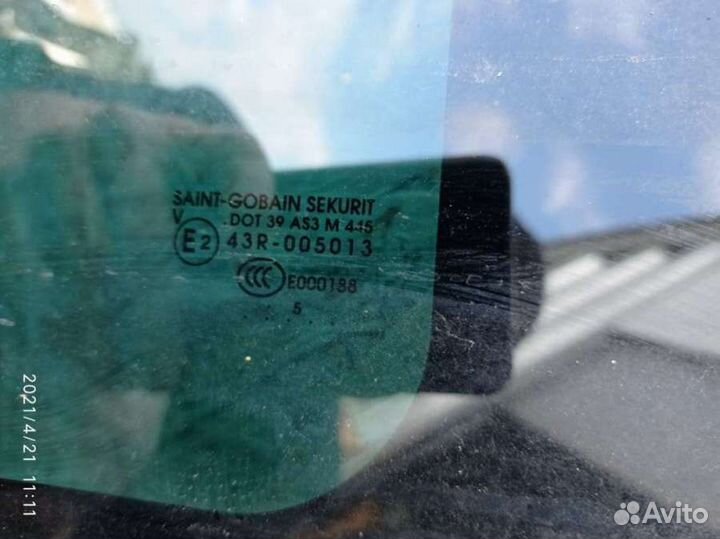 Стекло кузовное боковое правое Lancia Phedra 2005г