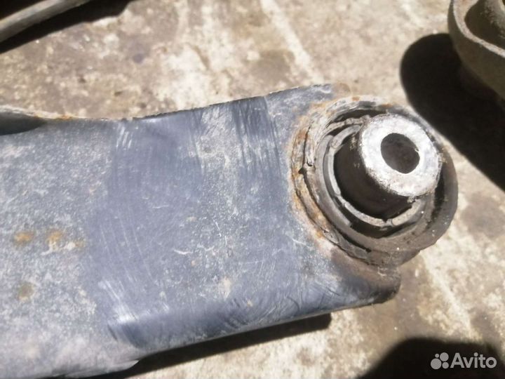 Рычаг задней подвески Шкода Октавия А5