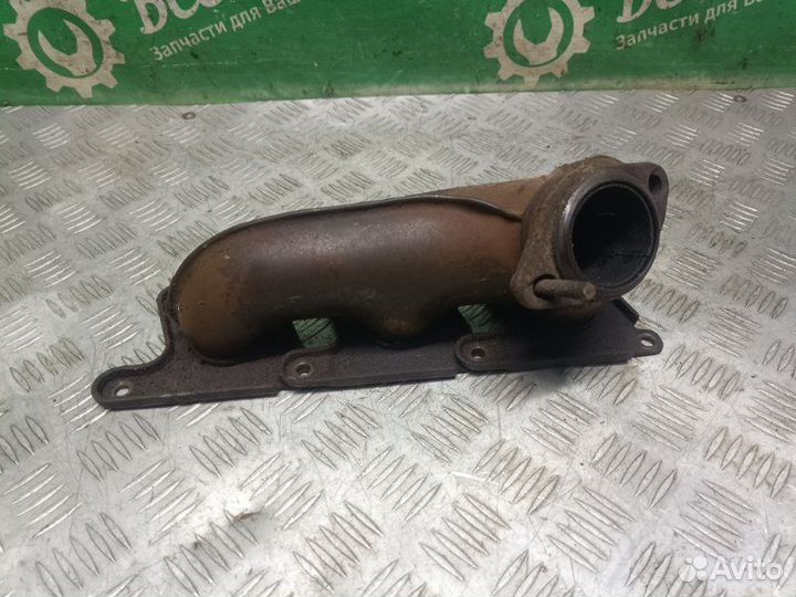 Коллектор выпускной Mercedes-Benz W 204 седан 2008