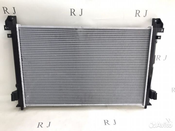Радиатор Chrysler Pacifica 3.8 4.0 2006 - 2009