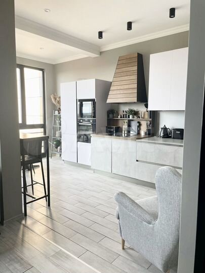 2-к. квартира, 65 м², 25/27 эт.