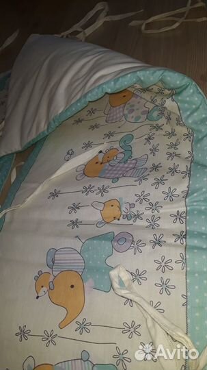 Мягкий бортик на детскую кроватку