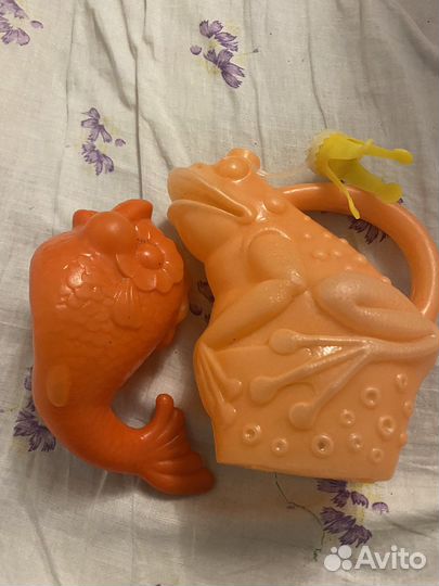 Игрушки СССР пластик жаба рыба кегли заяц