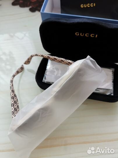 Солнцезащитные очки женские gucci