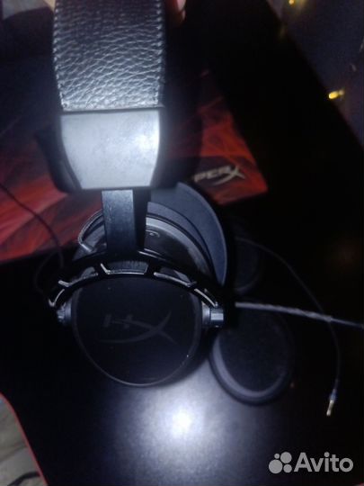 Проводные наушники с микрофоном