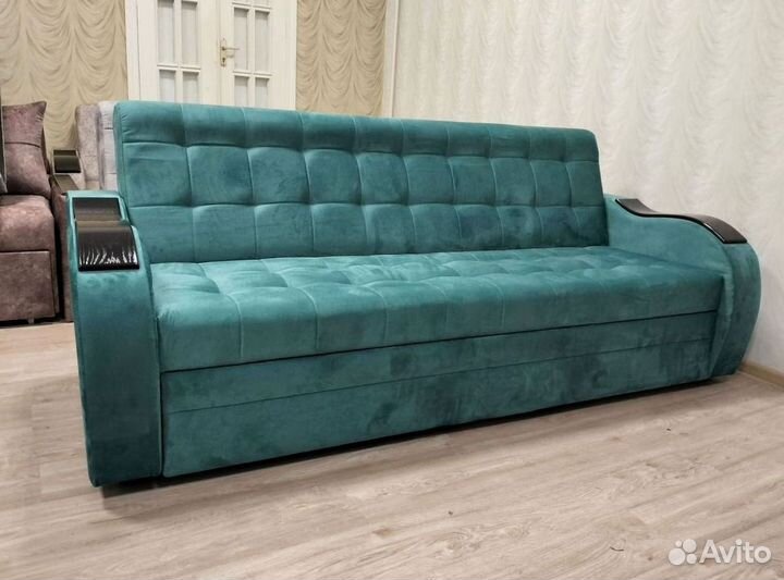 Прямой диван в наличии