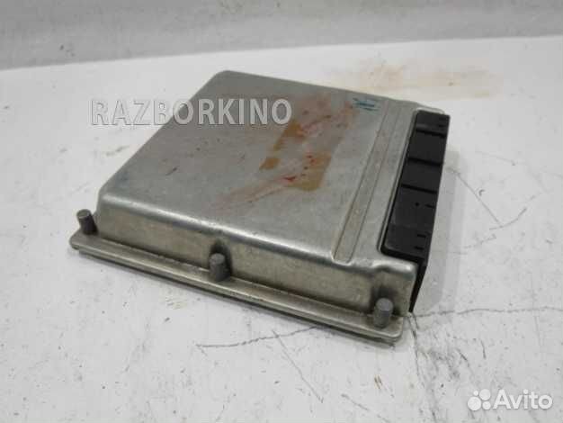 Блок управления двигателем A6111533579