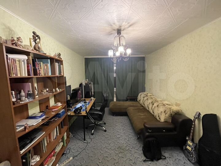 2-к. квартира, 49 м², 1/5 эт.