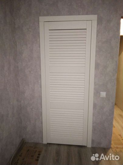 Дверка жалюзийная