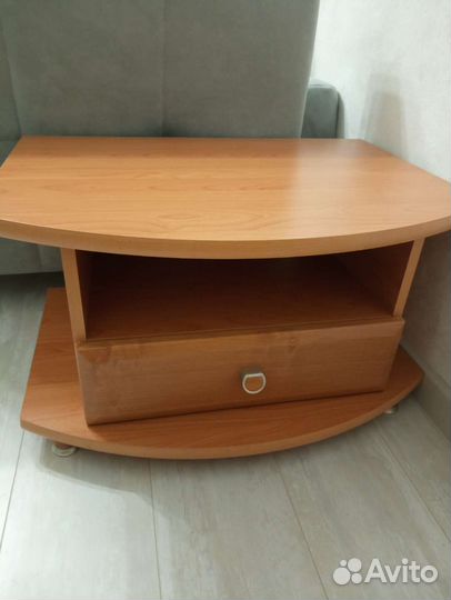 Тумба под телевизор