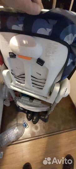 Детский стол и стул для кормления