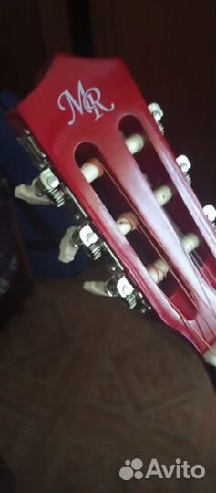 Продается гитара