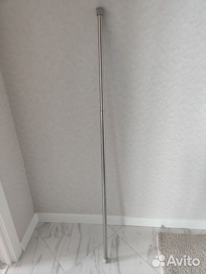 Карниз для шторы в ванную