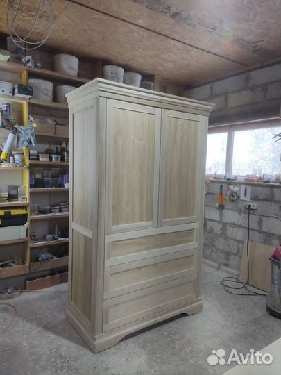 Изготовление мебели и лестниц из массива дерева