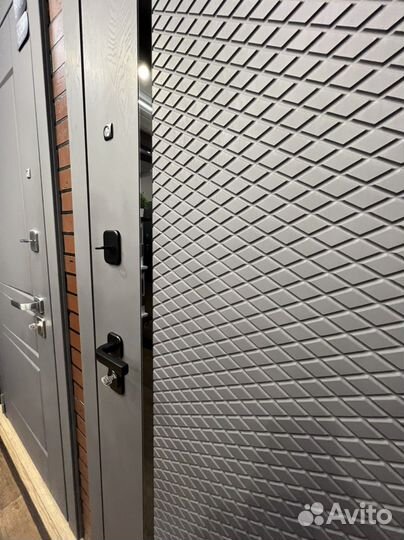 Дверь входная