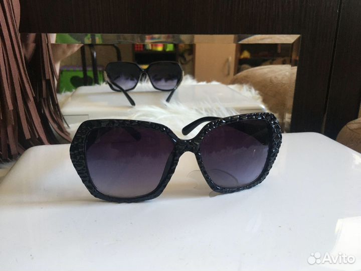 Солнцезащитные очки женские