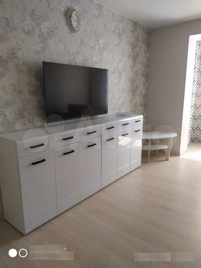 2-к. квартира, 64 м², 2/10 эт.