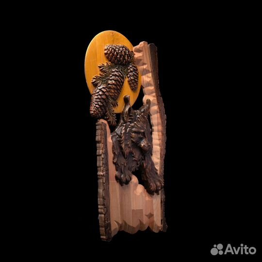 Панно Рысь и луна (резное)