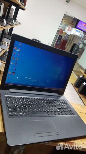 Ноутбук Lenovo Core i3-6006u SSD 240Gb карта 2Гб