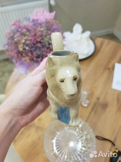 Статуэтка-стакан для воды форфор