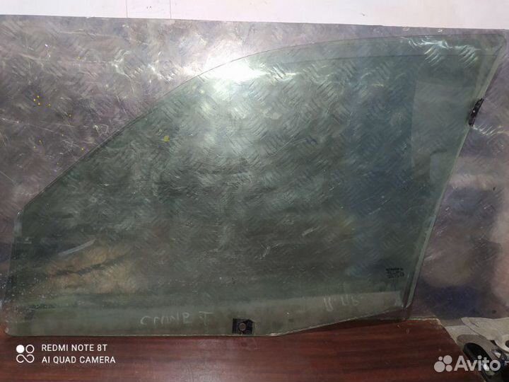 Стекло двери переднее правое Renault Fluence седан